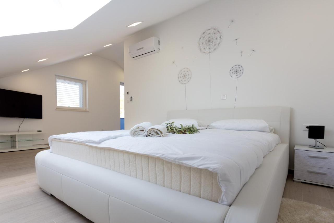 Apartment Alius Ragusa Deluxe ภายนอก รูปภาพ